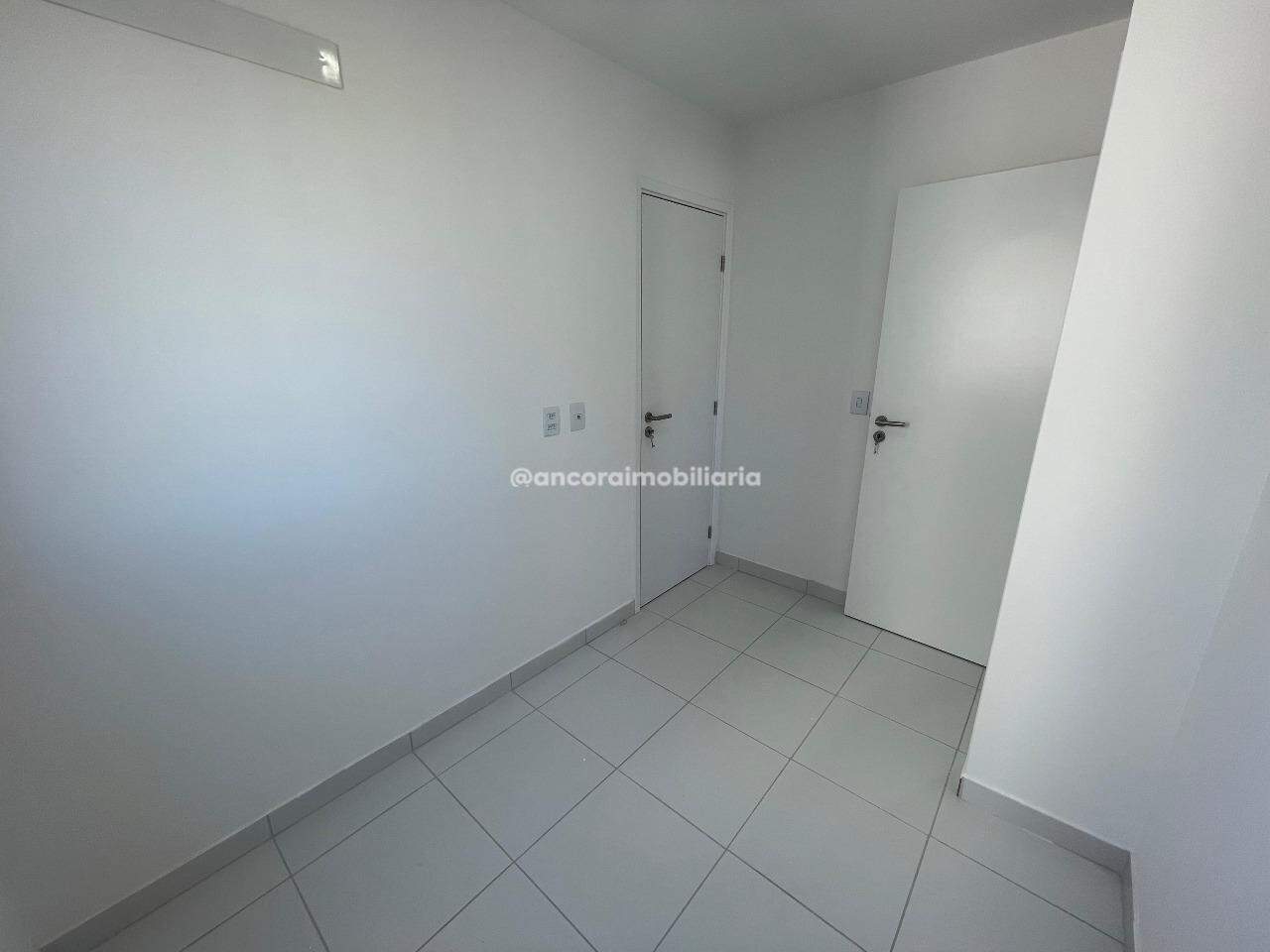 Apartamento para aluguel no Candeias: 