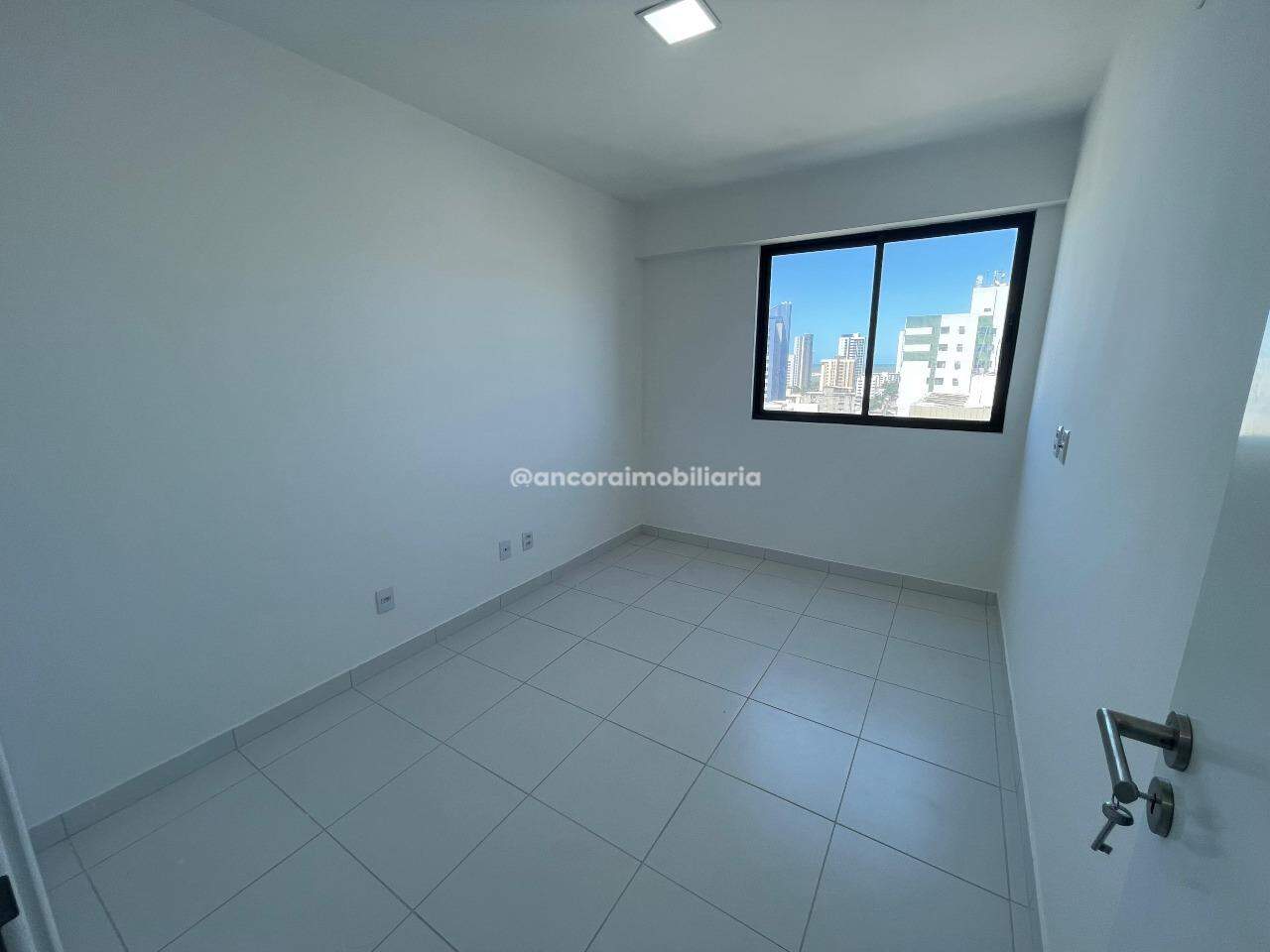 Apartamento para aluguel no Candeias: 