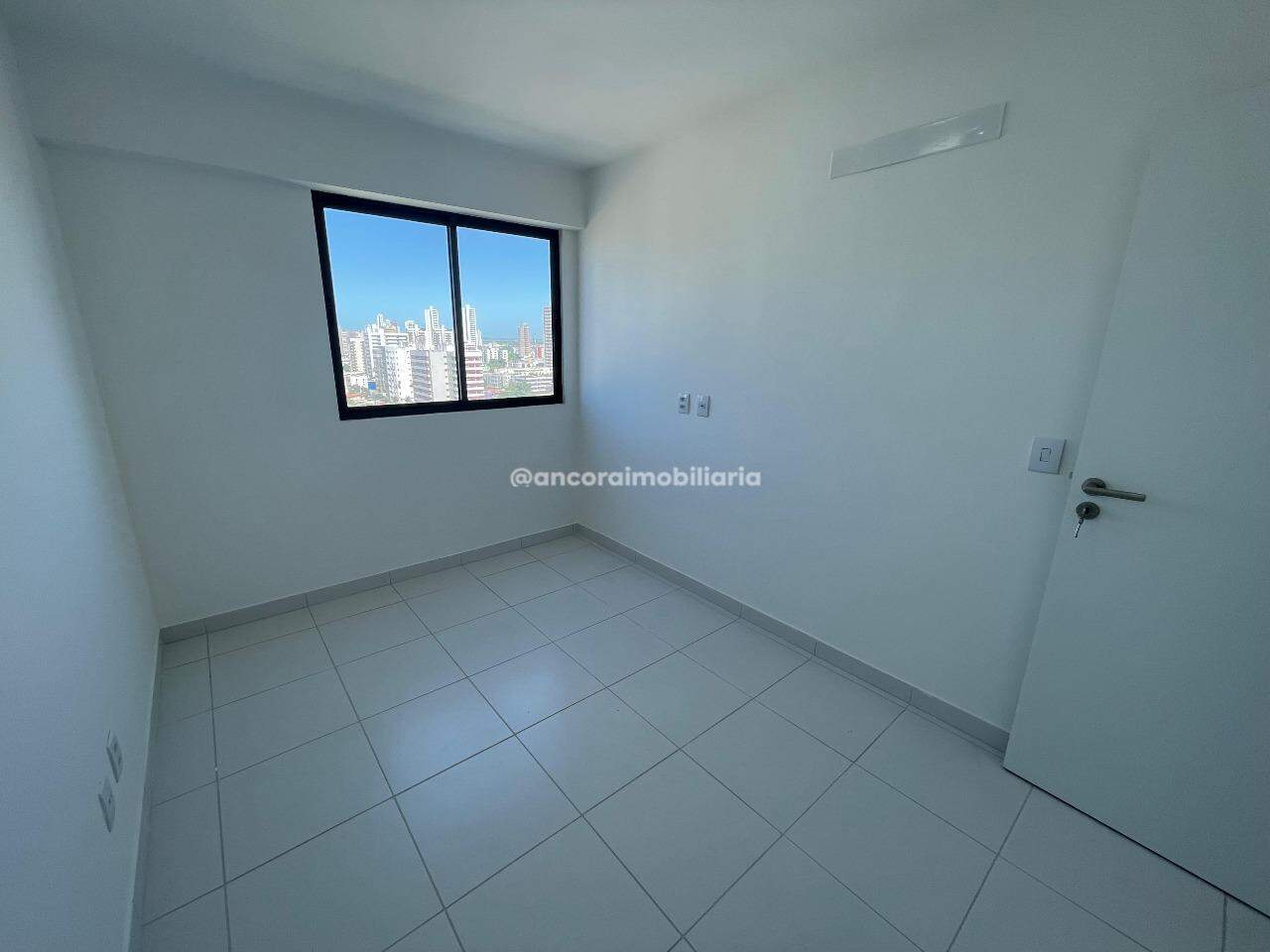 Apartamento para aluguel no Candeias: 