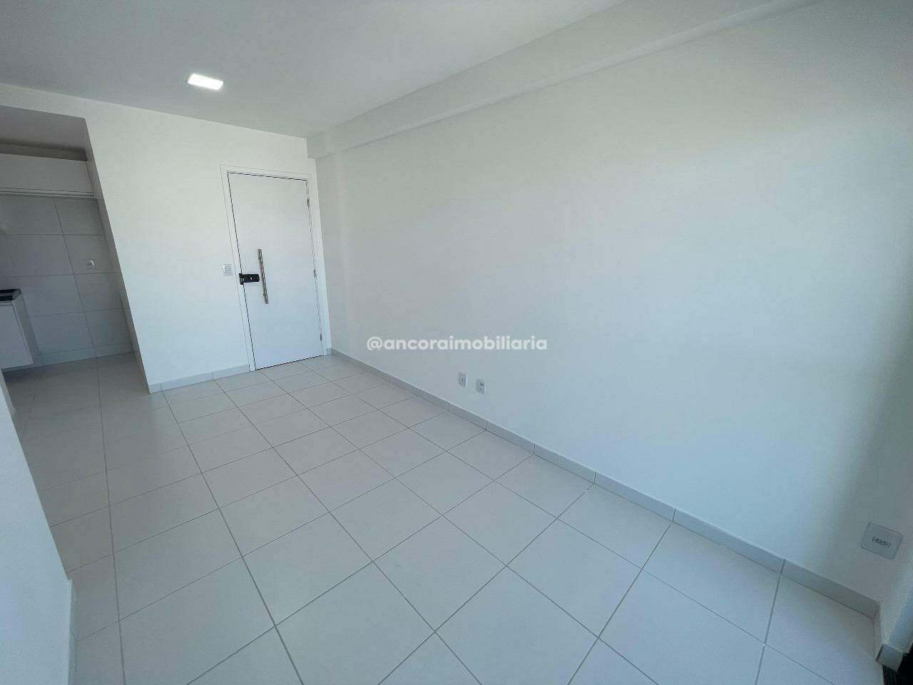 Apartamento para aluguel no Candeias: 