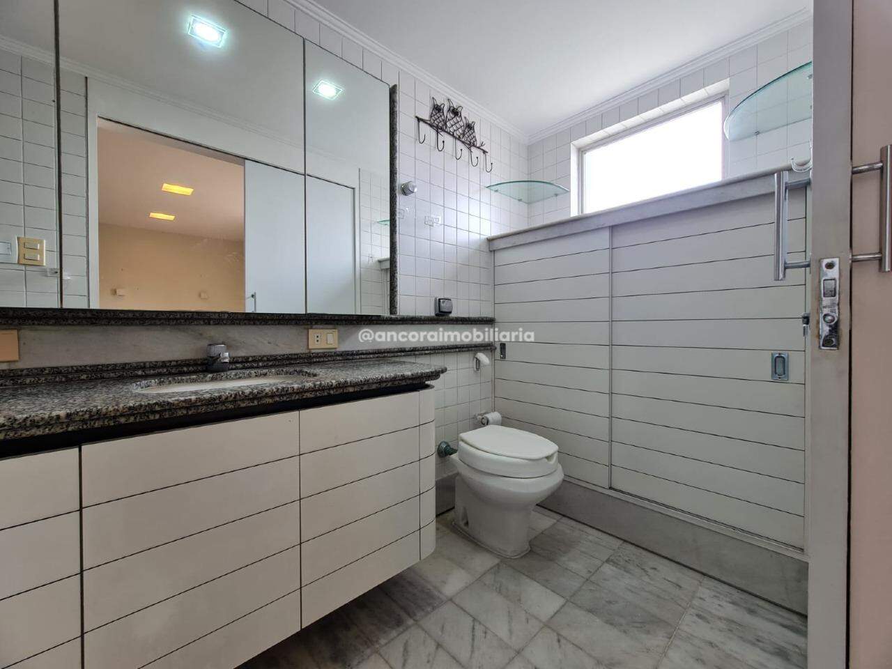 Apartamento para aluguel no Graças: 