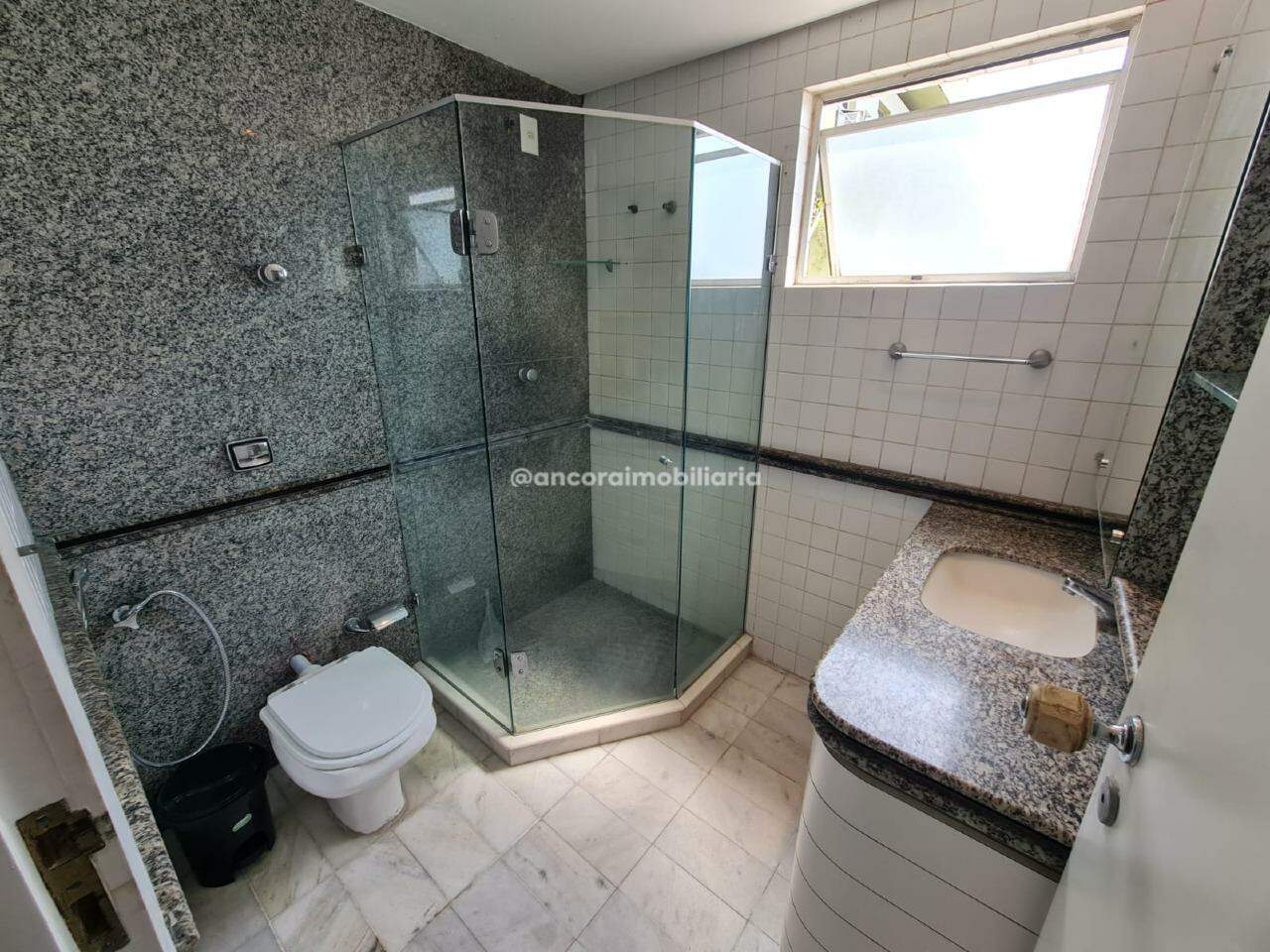 Apartamento para aluguel no Graças: 