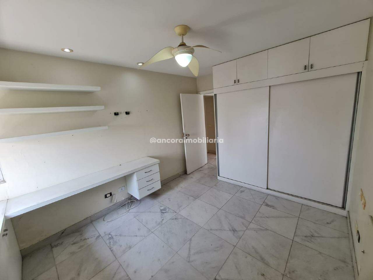 Apartamento para aluguel no Graças: 