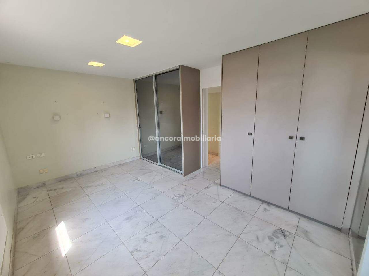 Apartamento para aluguel no Graças: 