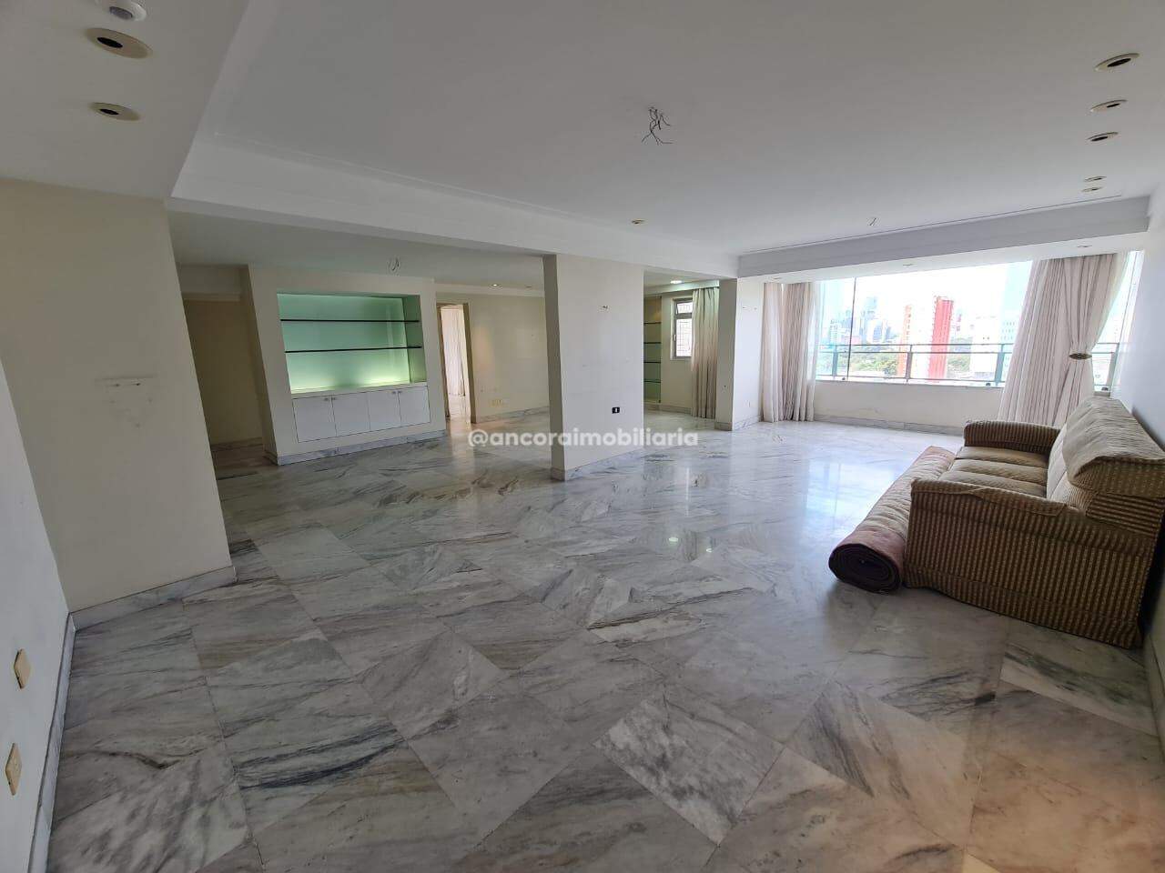 Apartamento para aluguel no Graças: 