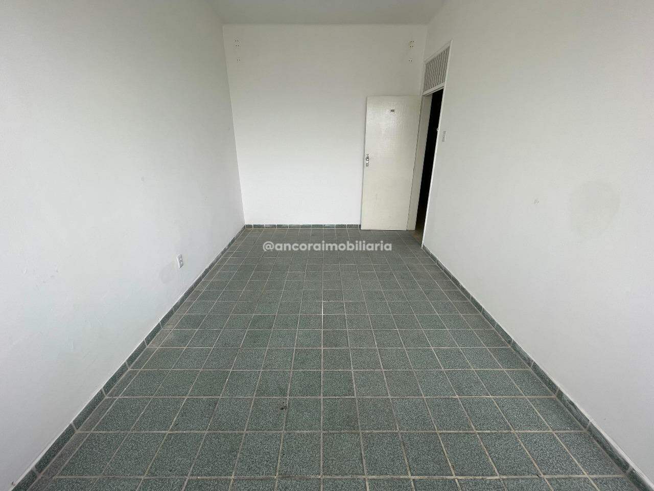 Sala para aluguel no Santo Antonio: 