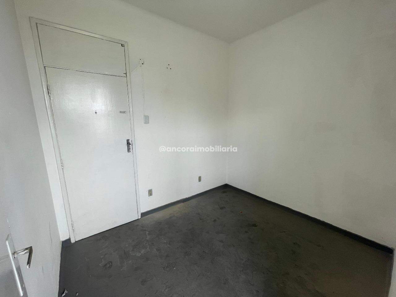 Sala para aluguel no Santo Antonio: 