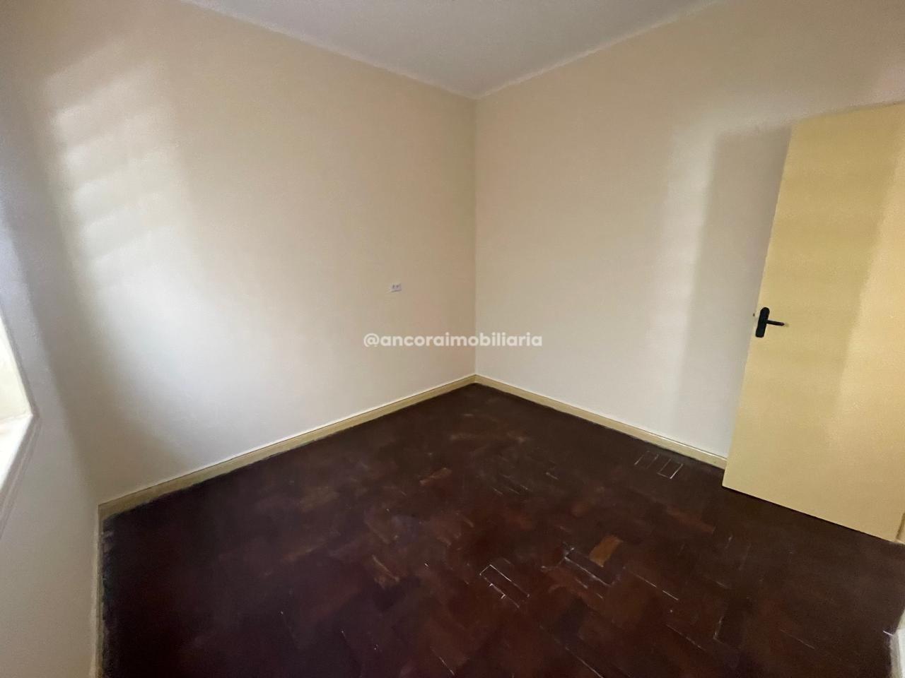 Casa Comercial para aluguel no Madalena: 