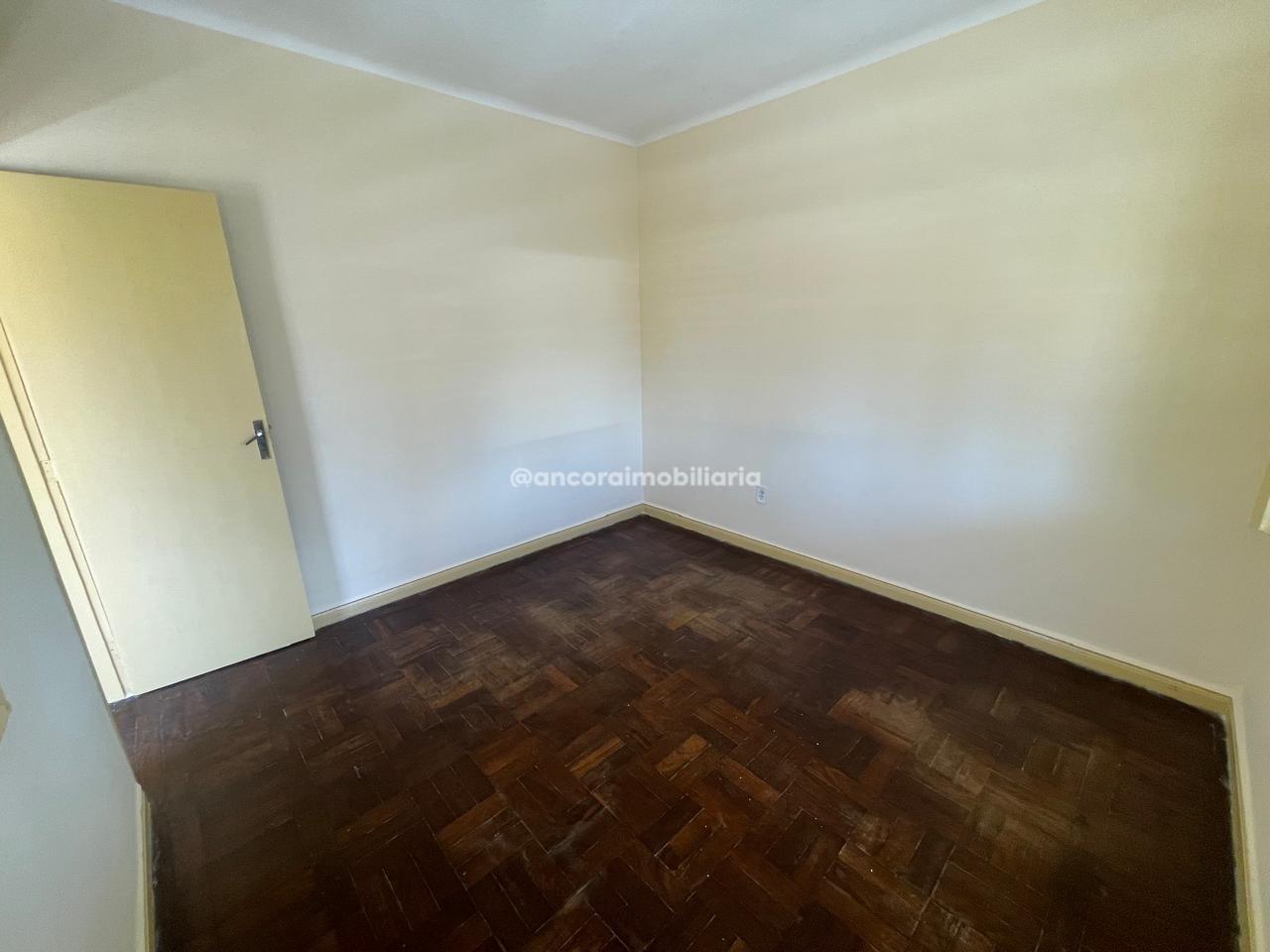 Casa Comercial para aluguel no Madalena: 