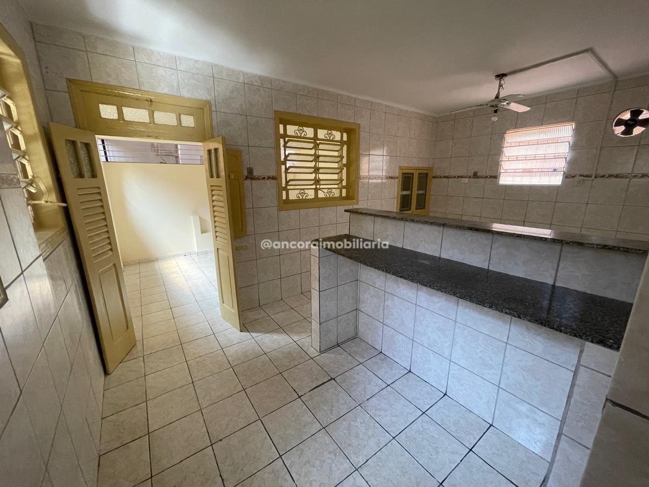 Casa Comercial para aluguel no Madalena: 