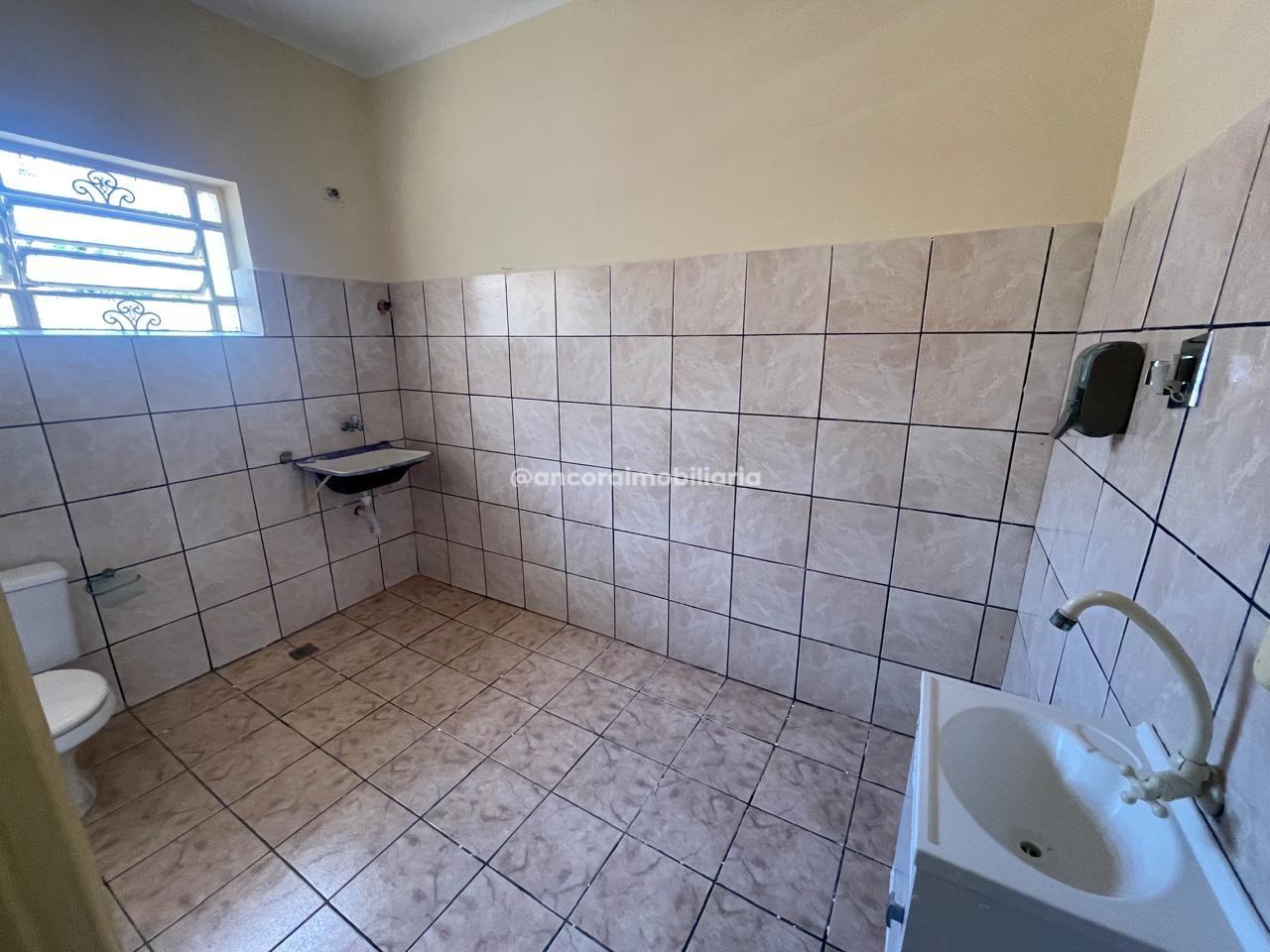 Casa Comercial para aluguel no Madalena: 