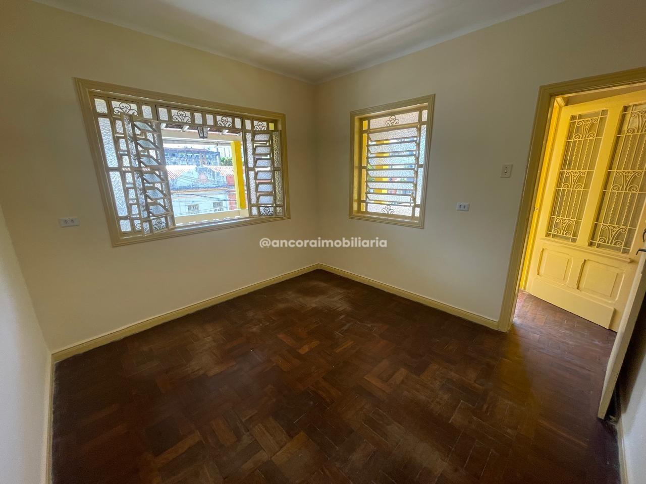 Casa Comercial para aluguel no Madalena: 