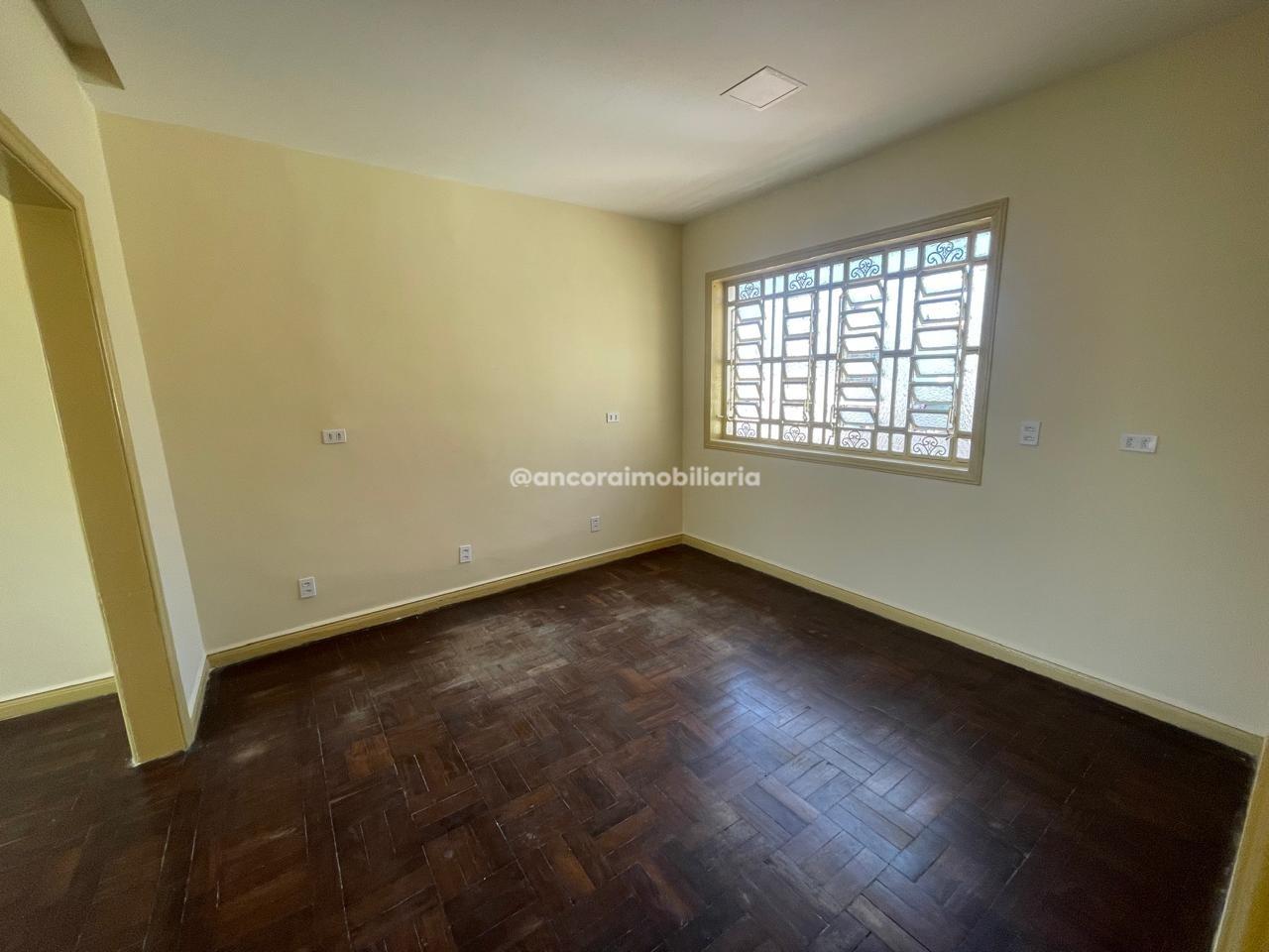 Casa Comercial para aluguel no Madalena: 