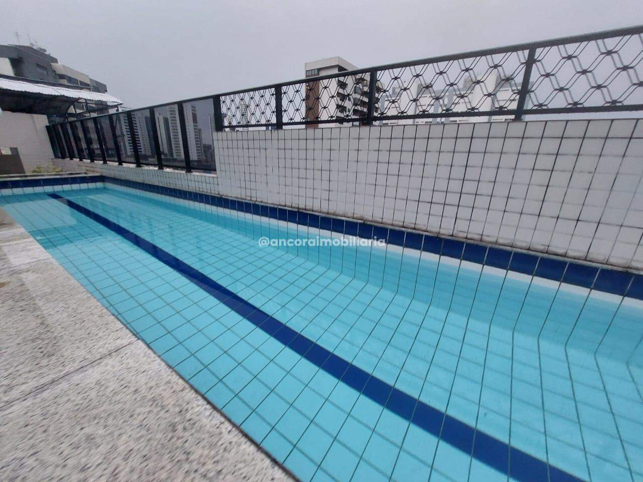 Apartamento à venda no Tamarineira: 