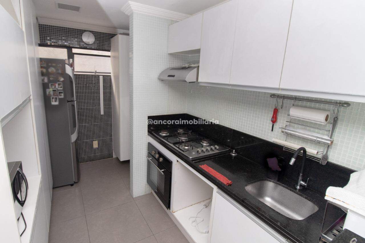Apartamento à venda no Tamarineira: 