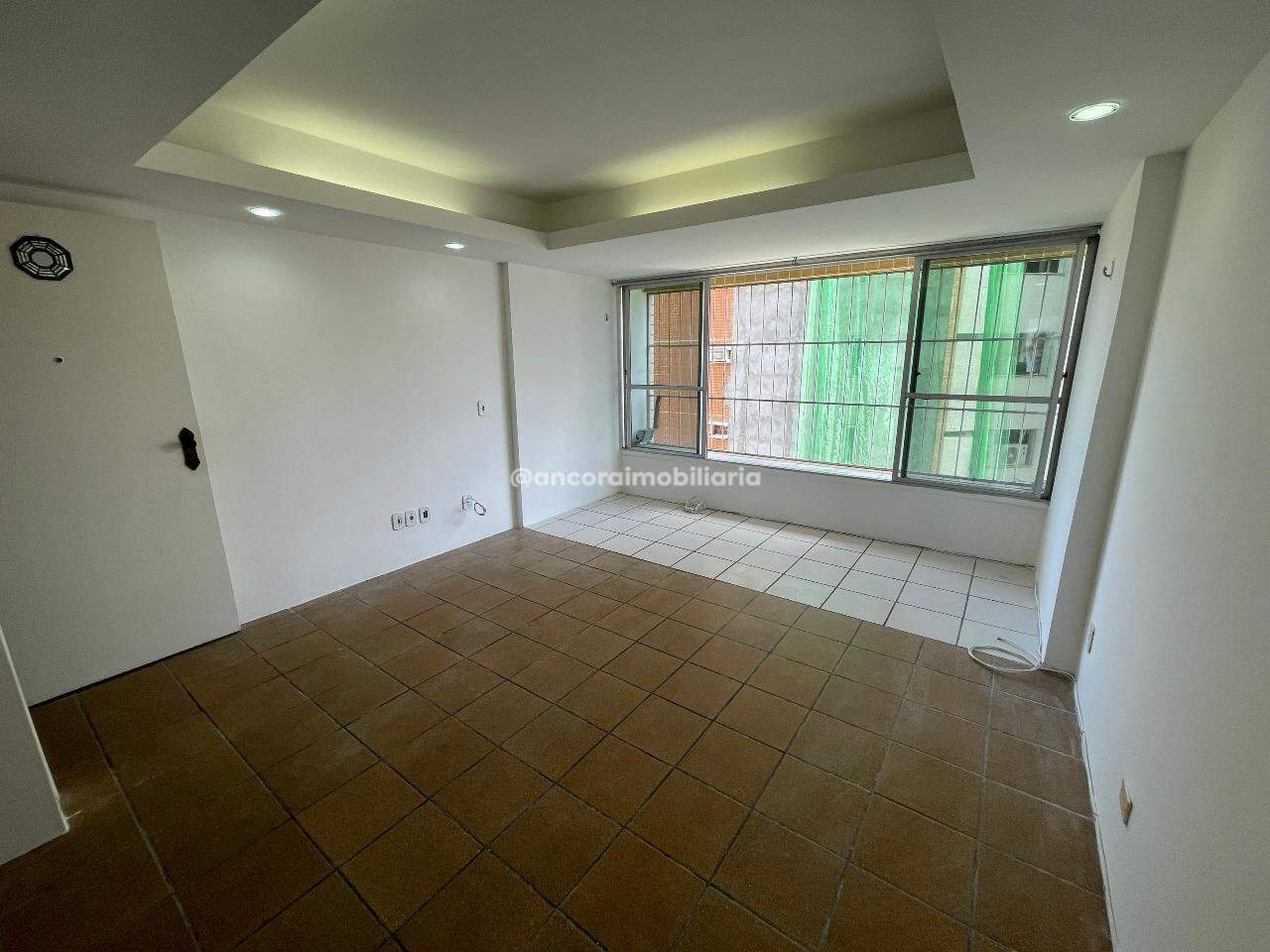Apartamento para aluguel no Graças: