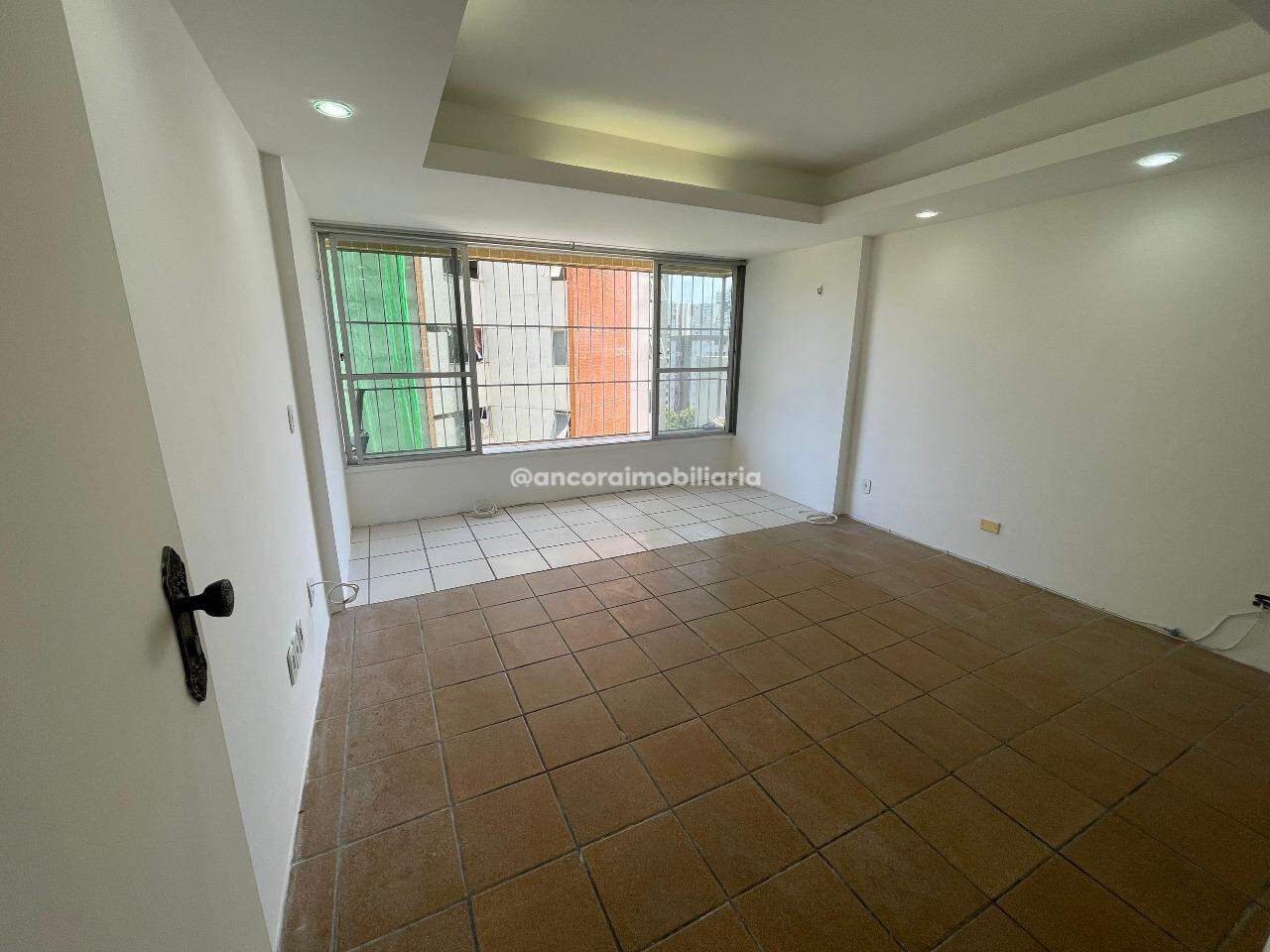 Apartamento para aluguel no Graças: 