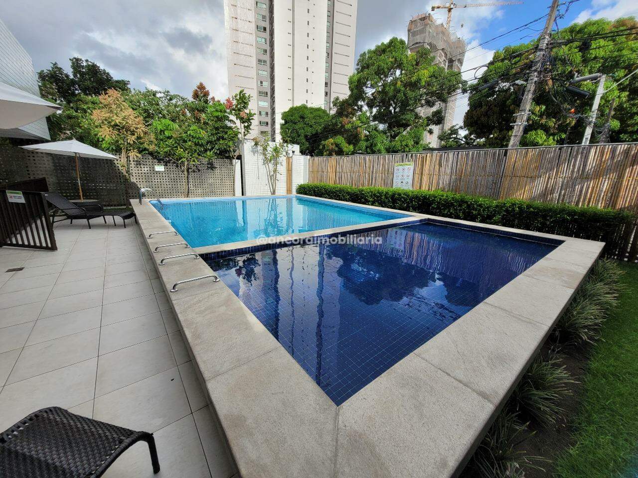 Apartamento à venda no Caxangá: