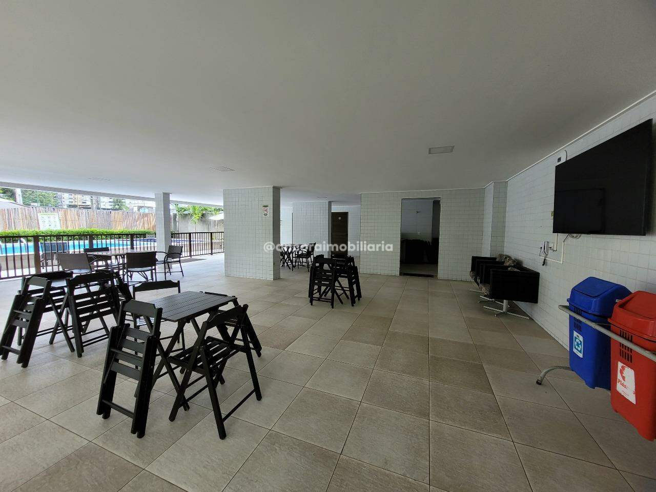 Apartamento à venda no Caxangá: