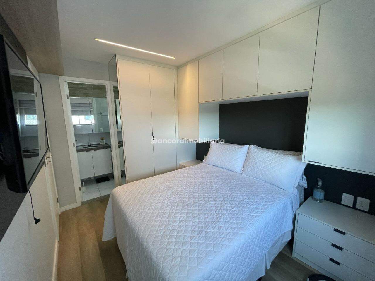 Apartamento à venda no Caxangá: