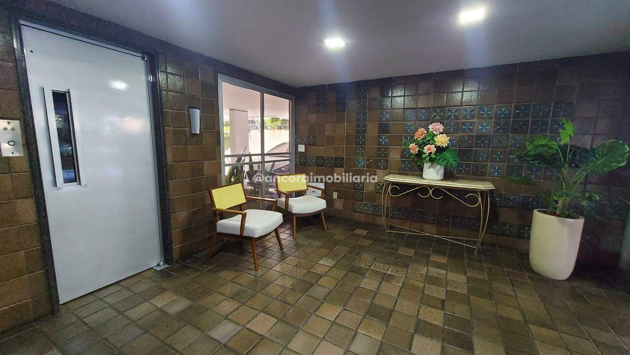 Apartamento para aluguel no Encruzilhada: