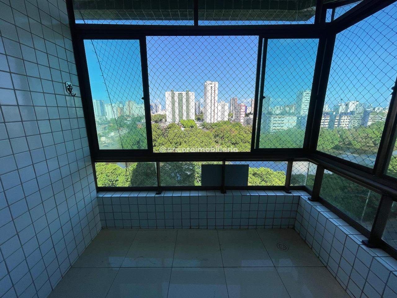 Apartamento para aluguel no Madalena: 