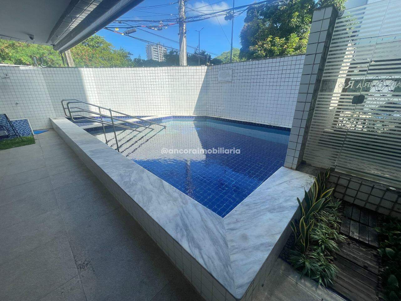 Apartamento para aluguel no Madalena: 