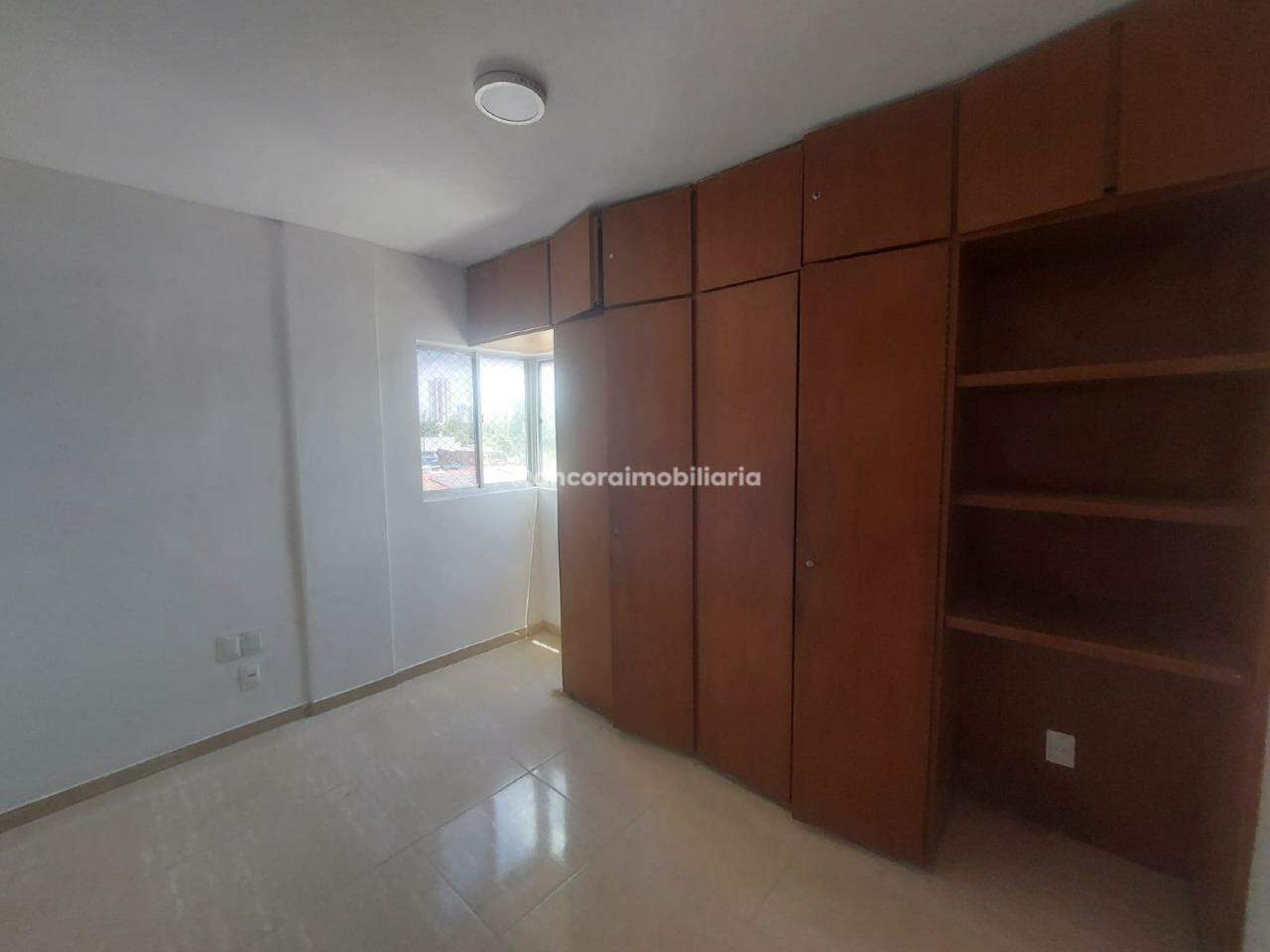 Apartamento à venda no Ilha do Retiro: