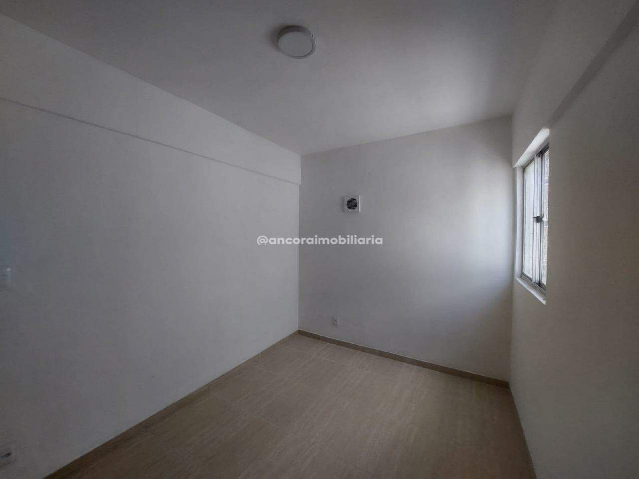 Apartamento à venda no Ilha do Retiro: