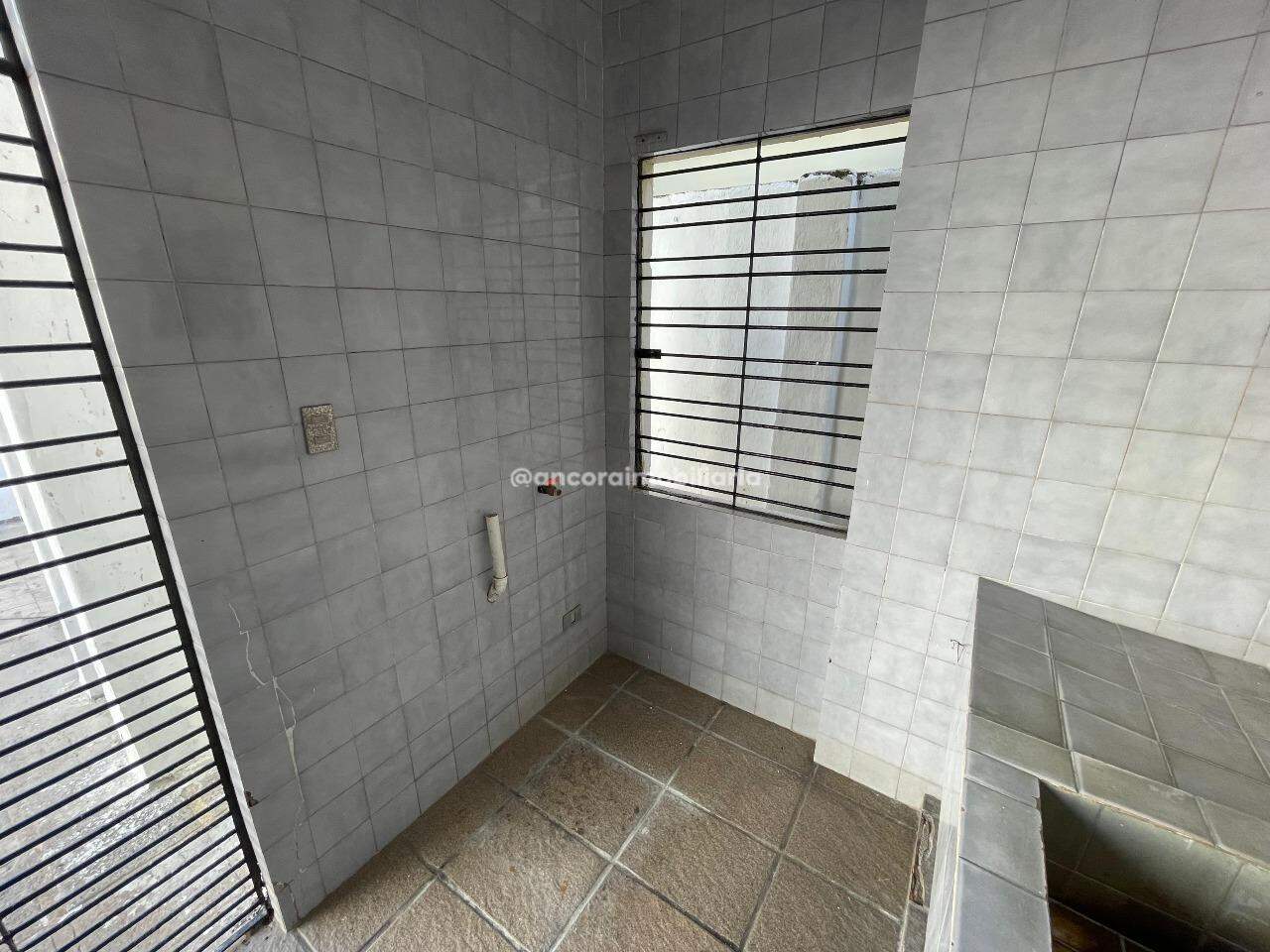 Casa para aluguel no Engenho do Meio: 