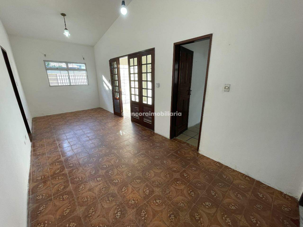 Casa para aluguel no Engenho do Meio: 