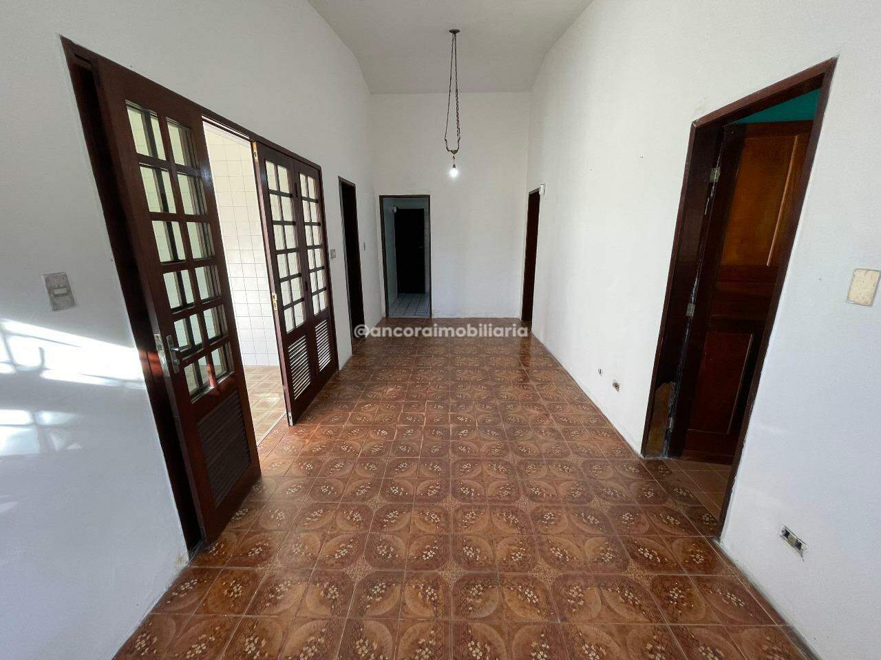Casa para aluguel no Engenho do Meio: 