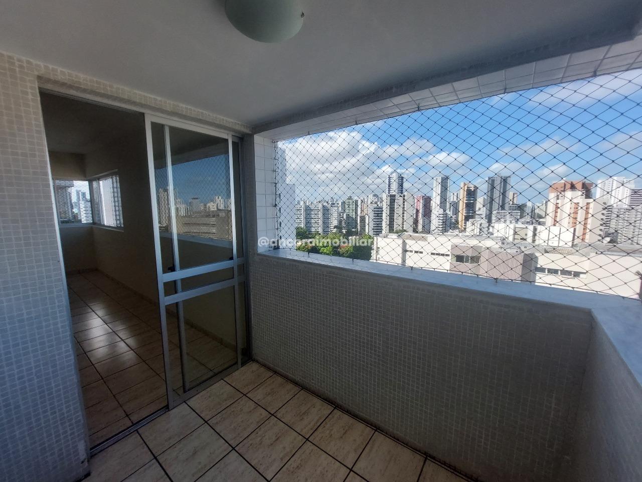 Apartamento à venda no Graças: 