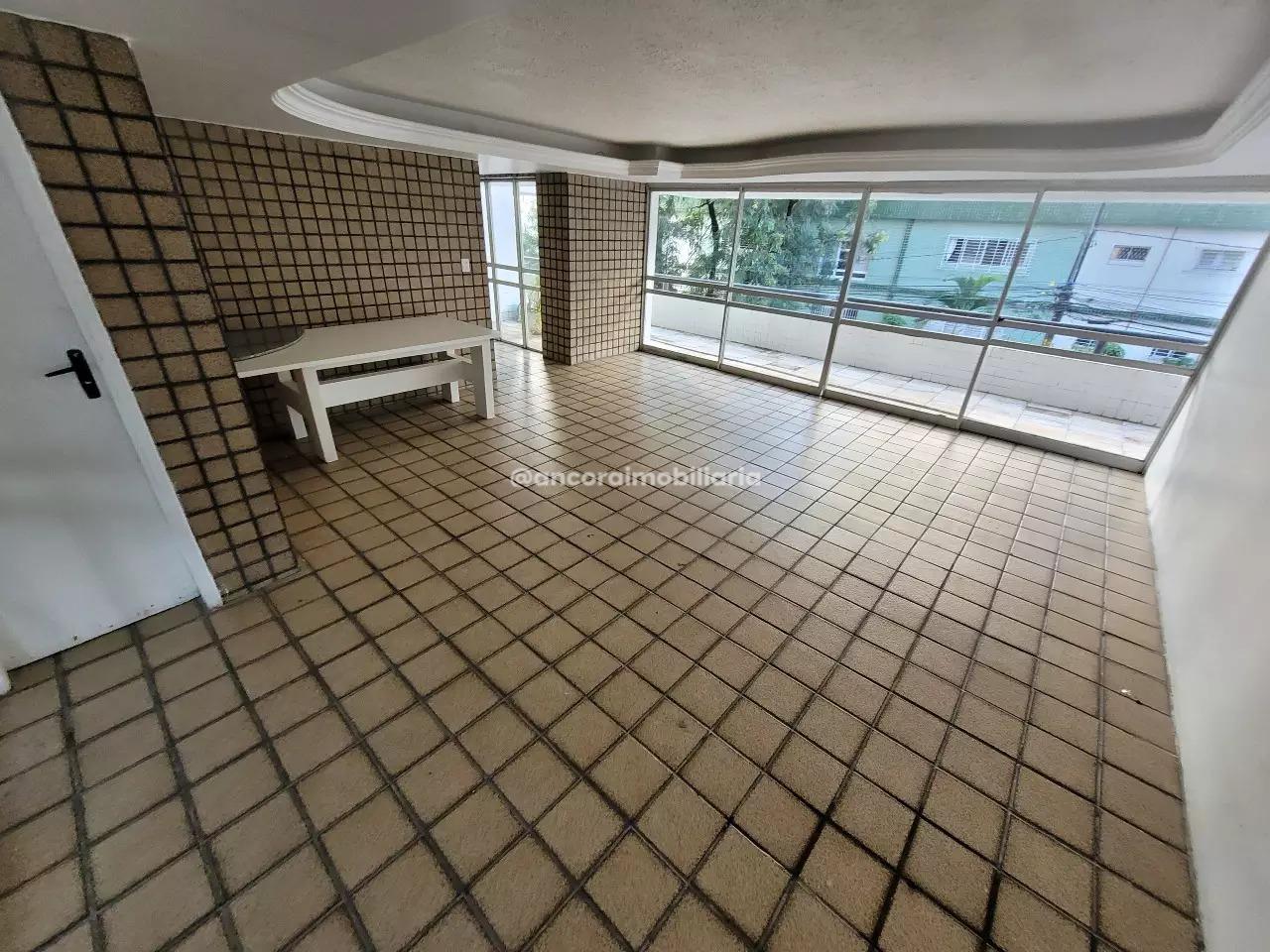 Apartamento à venda no Graças: 