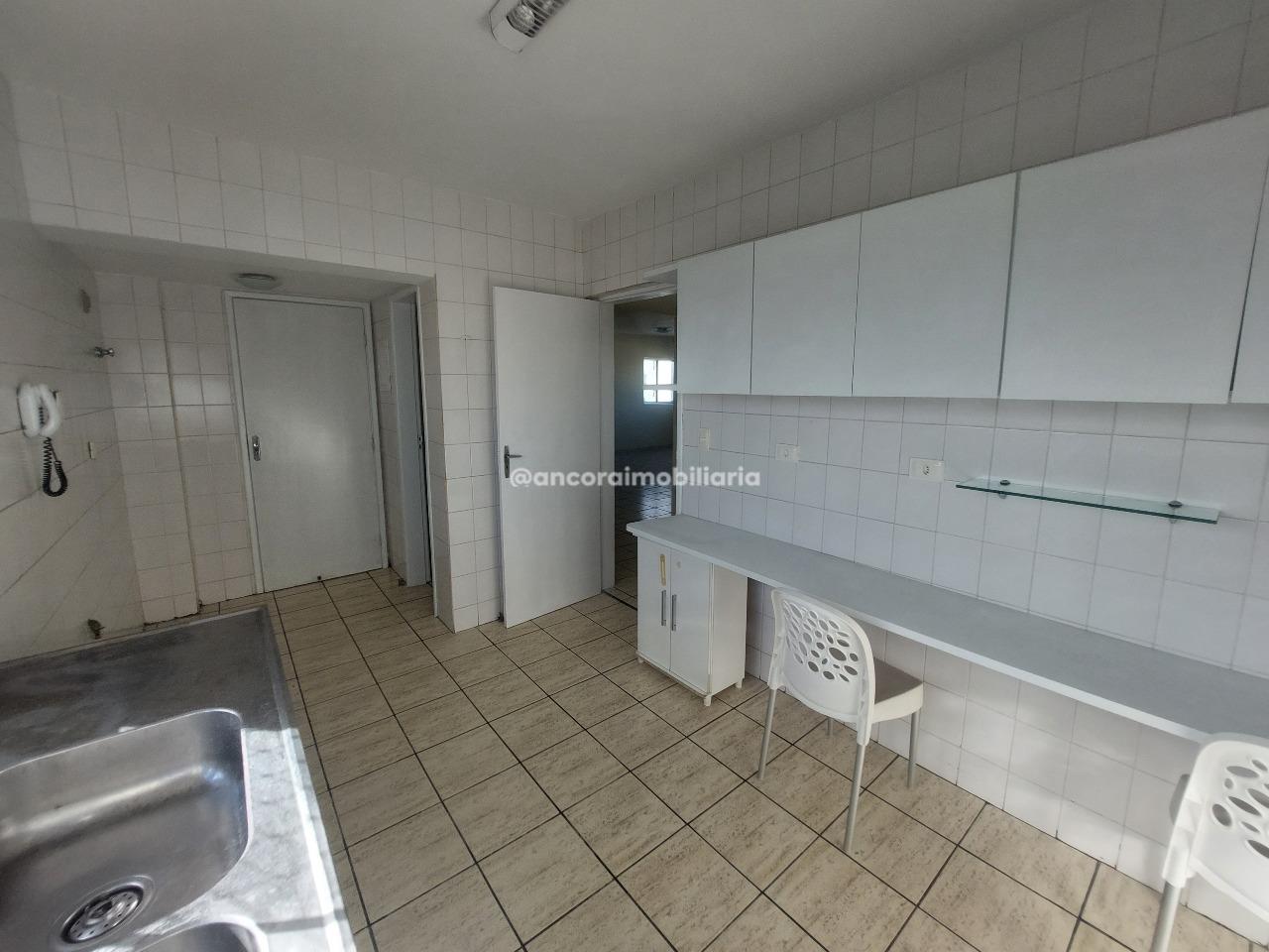 Apartamento à venda no Graças: 