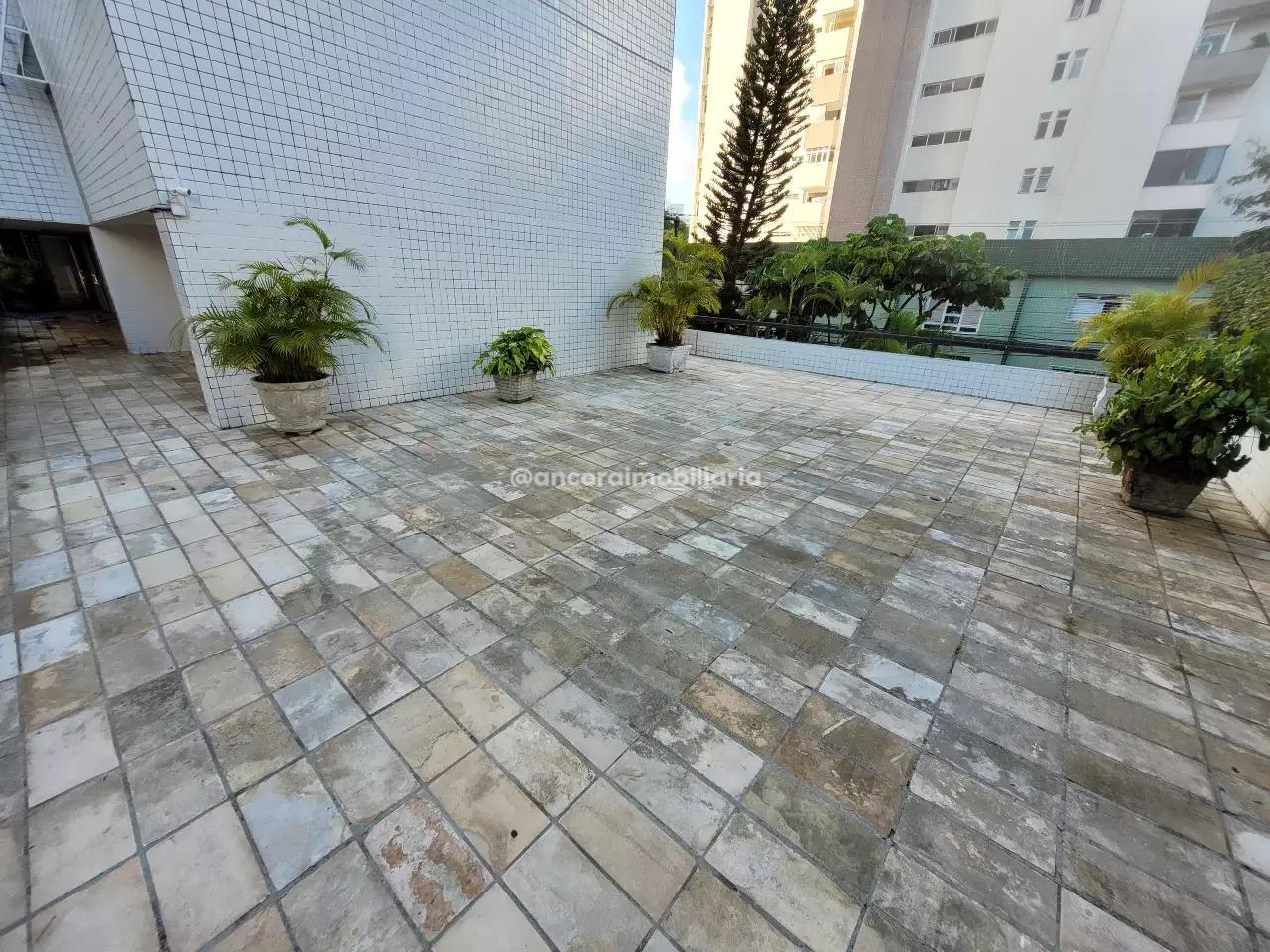 Apartamento à venda no Graças: 