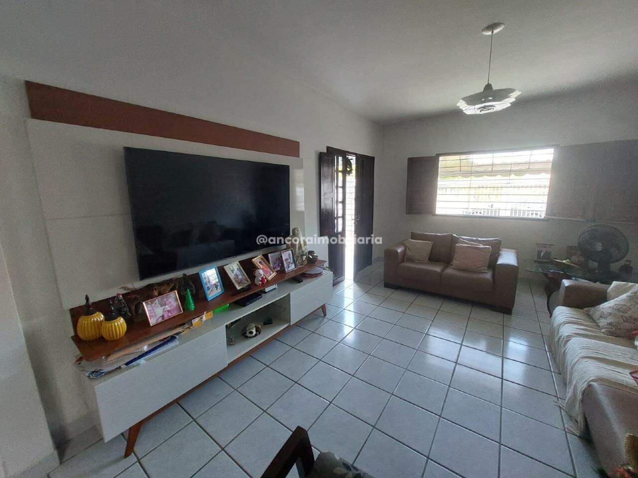 Casa à venda no Torrões:
