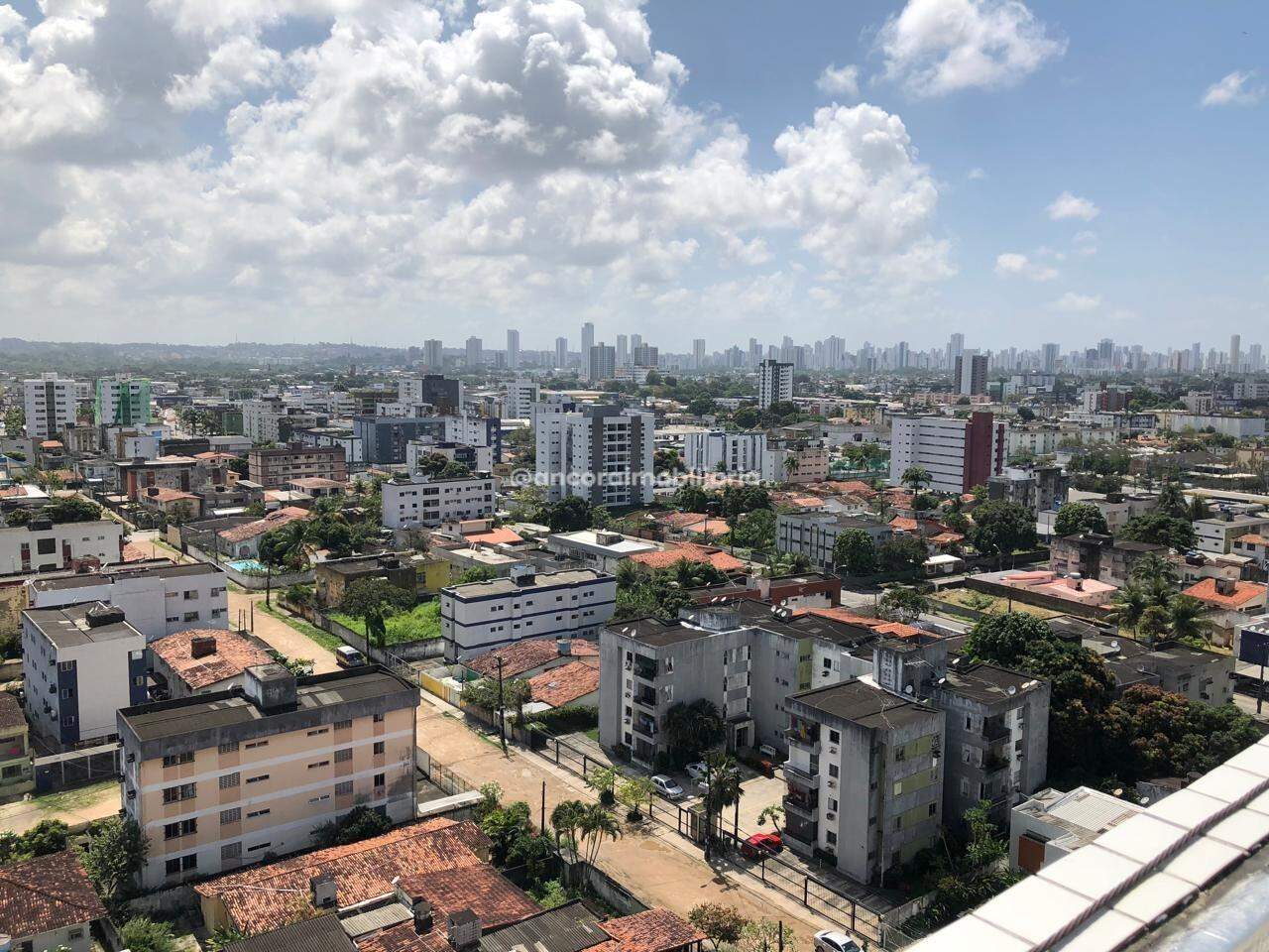 Apartamento à venda no Varzea: 