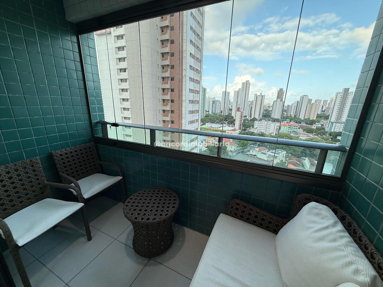 Apartamento à venda no Madalena: 