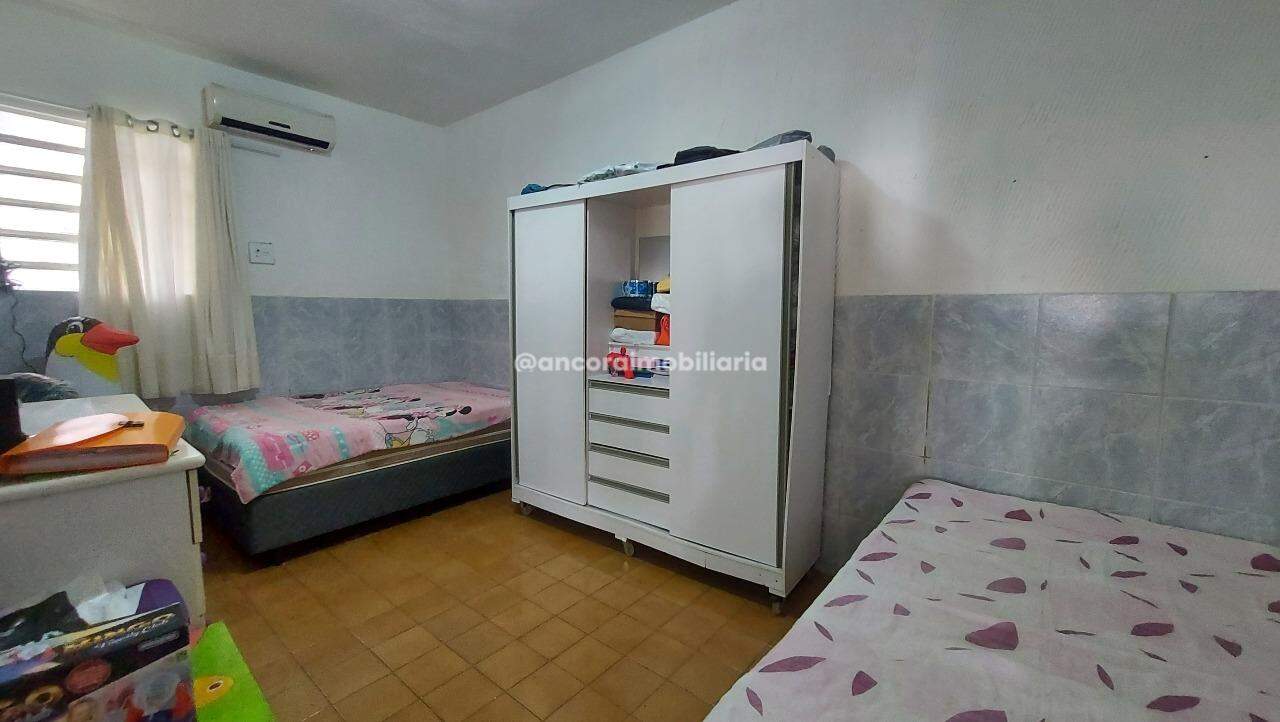 Casa à venda no Fundão: