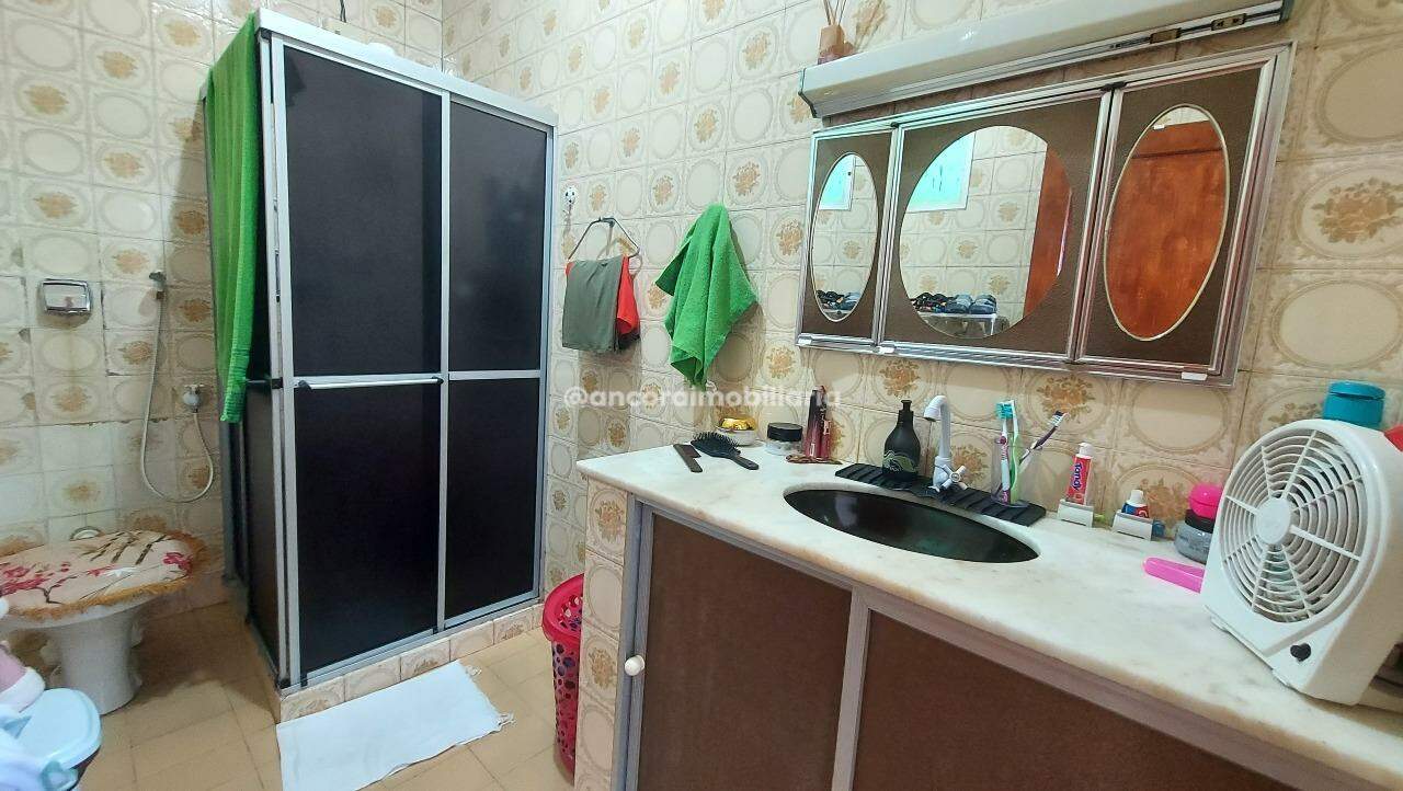 Casa à venda no Fundão: