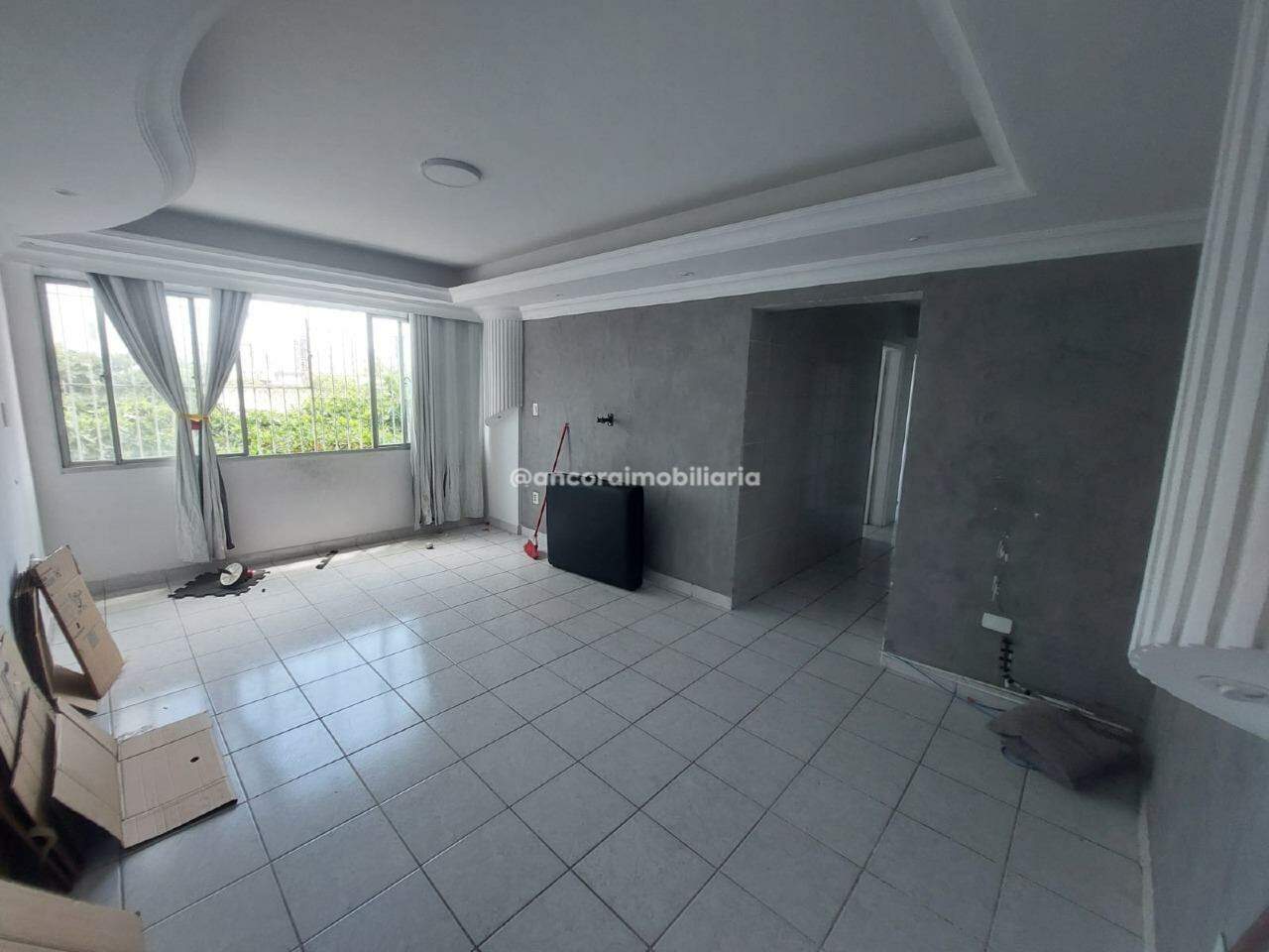 Apartamento à venda no Encruzilhada: 