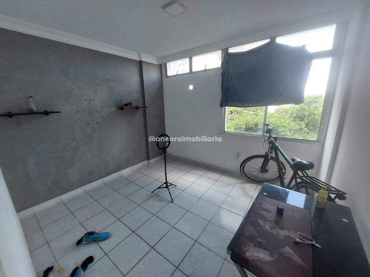Apartamento à venda no Encruzilhada: 