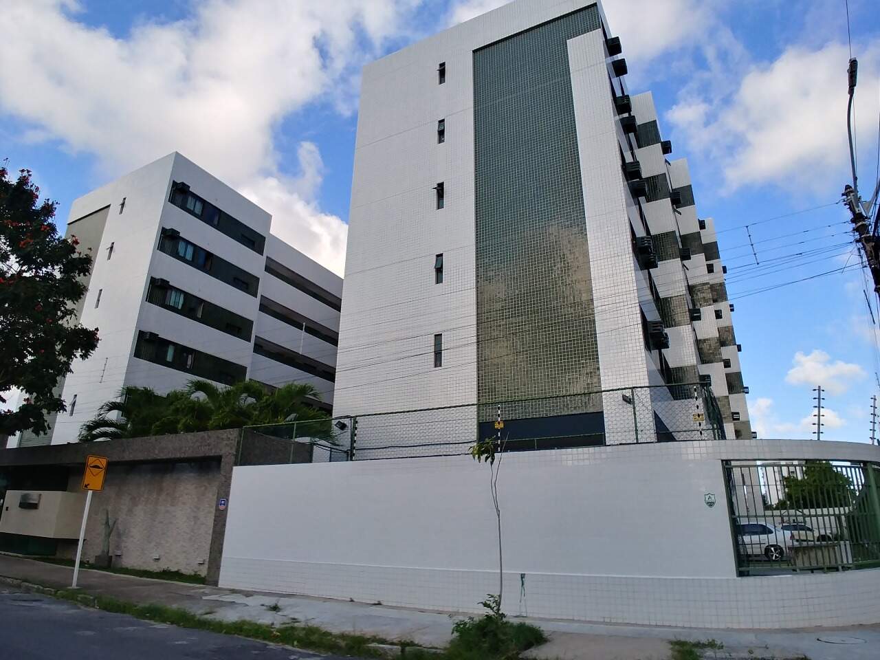 Apartamento à venda no Engenho do Meio: 