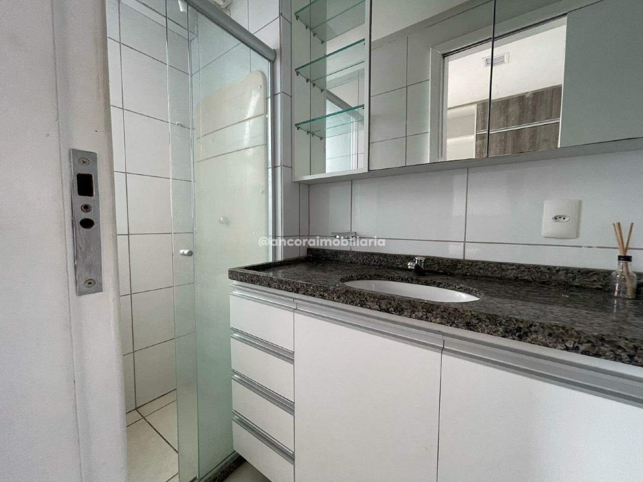 Apartamento à venda no Engenho do Meio: