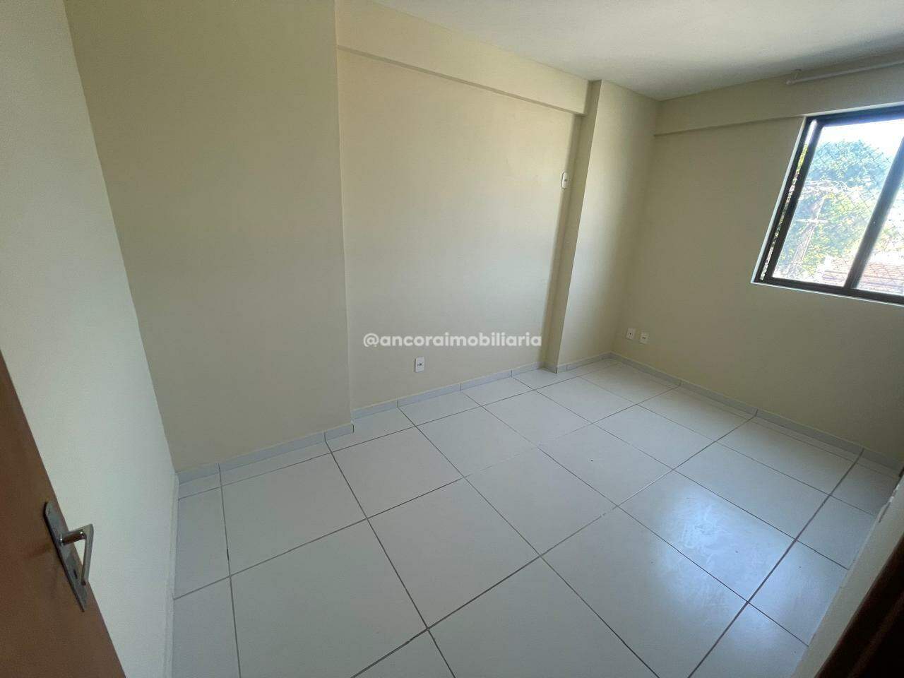 Apartamento para aluguel no Bairro Novo: 
