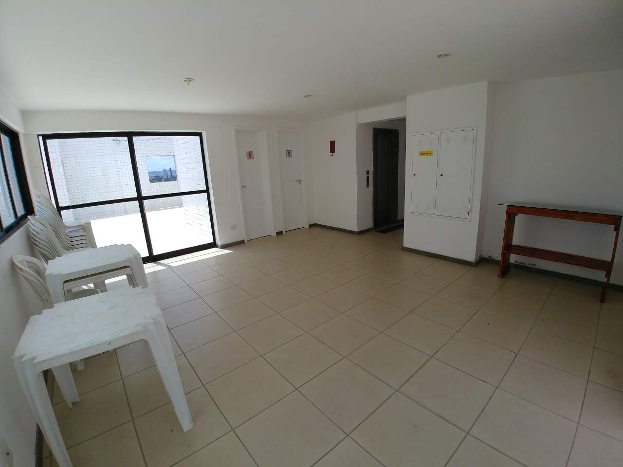 Apartamento à venda no Monteiro: 