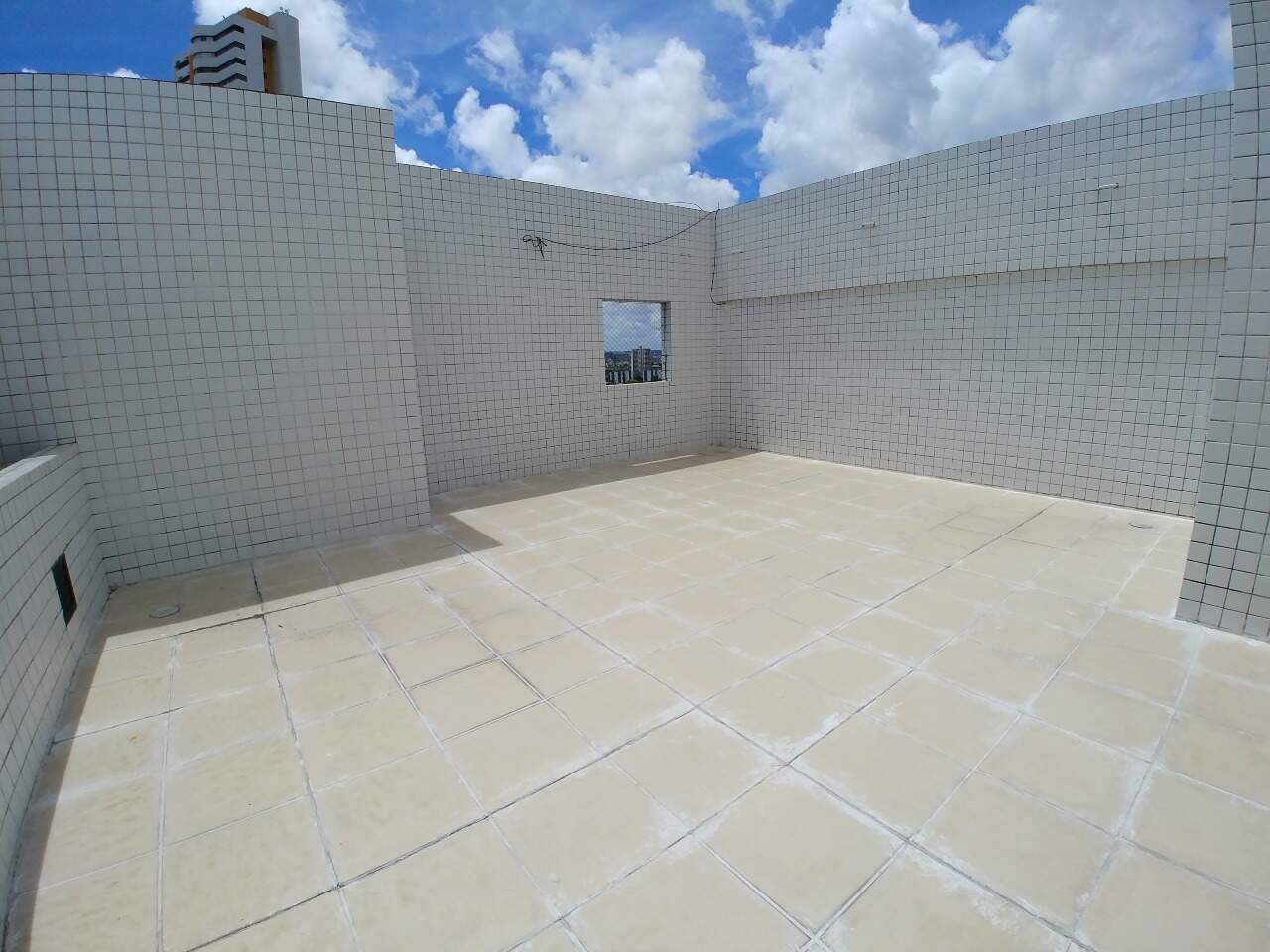 Apartamento à venda no Monteiro: 