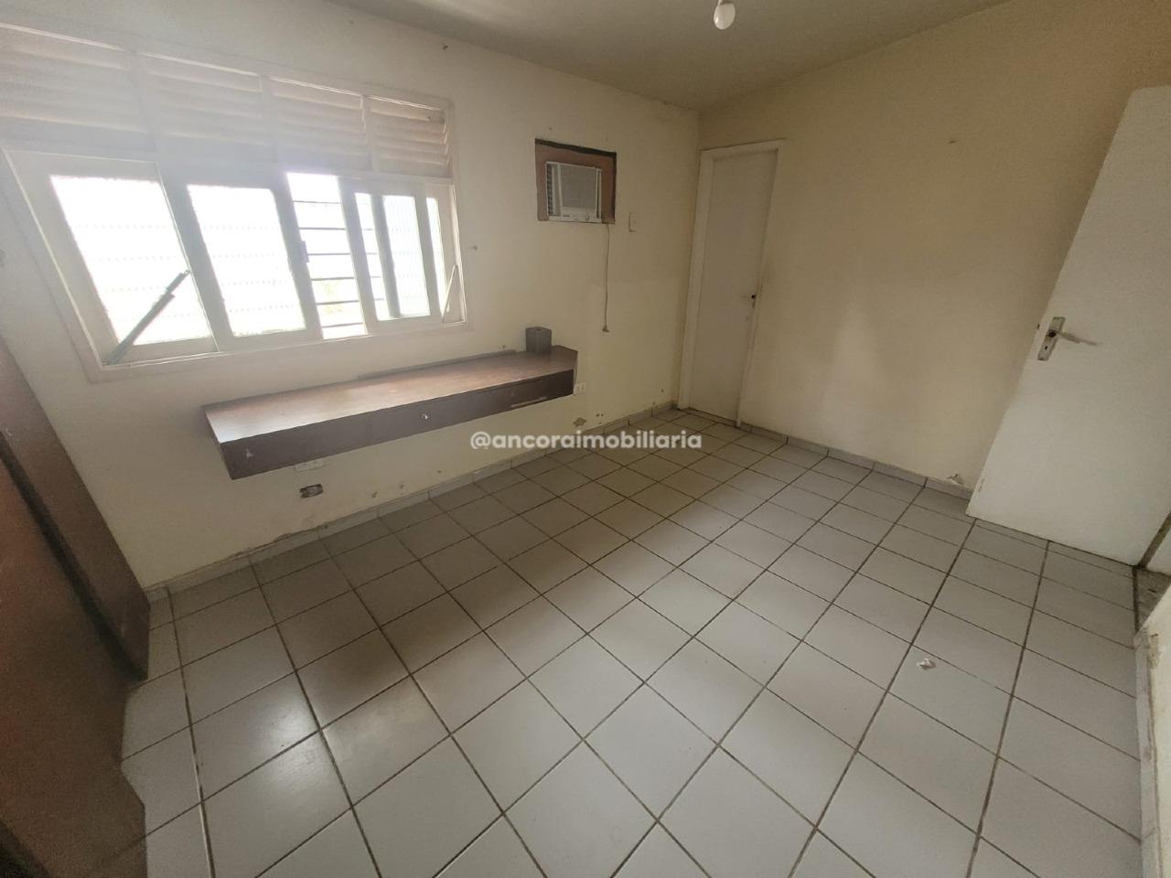 Casa Comercial para aluguel no Bongi: 