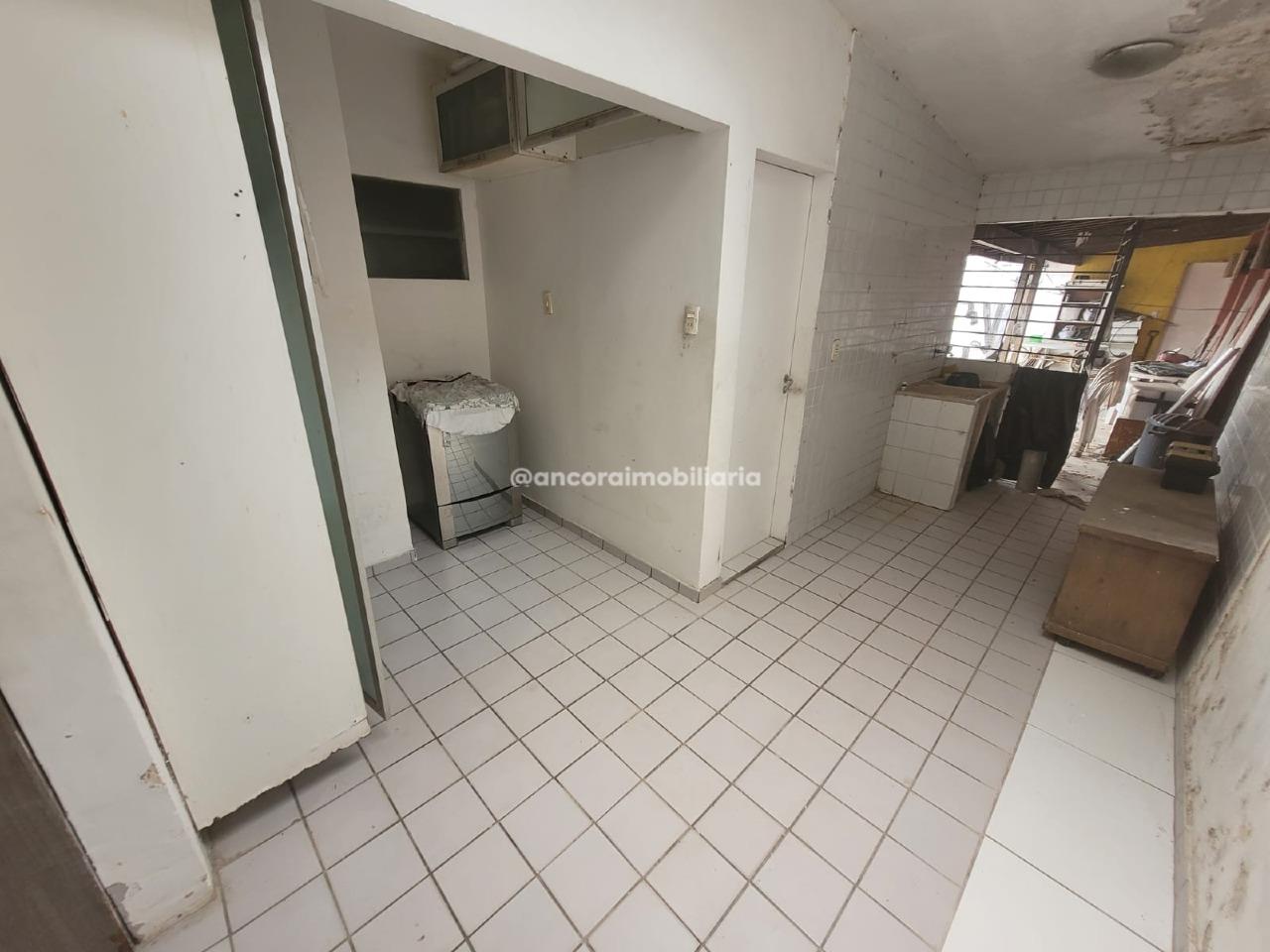 Casa Comercial para aluguel no Bongi: 